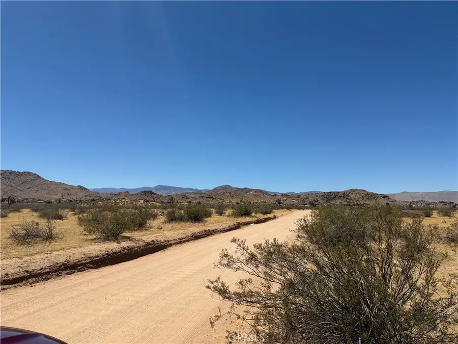 4362025 Rocky Point, Apple Valley, CA 92307 - #2