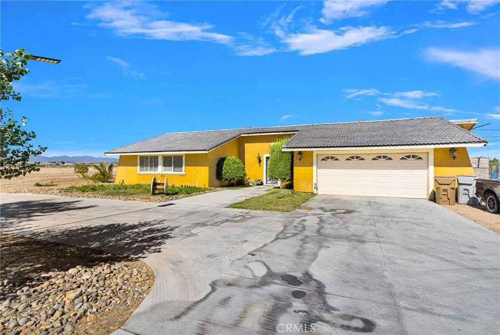 10080 Deep Creek Road, Apple Valley, CA 92308 - #1