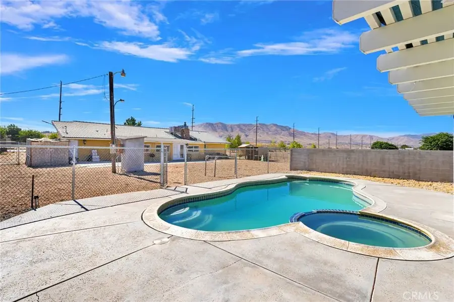 10080 Deep Creek Road, Apple Valley, CA 92308 - #3