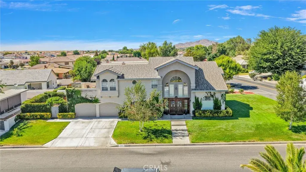 18570 Niagara, Victorville, CA 92395 - #1