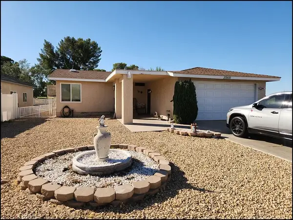 27400 Cloverleaf Lane, Helendale, CA 92342