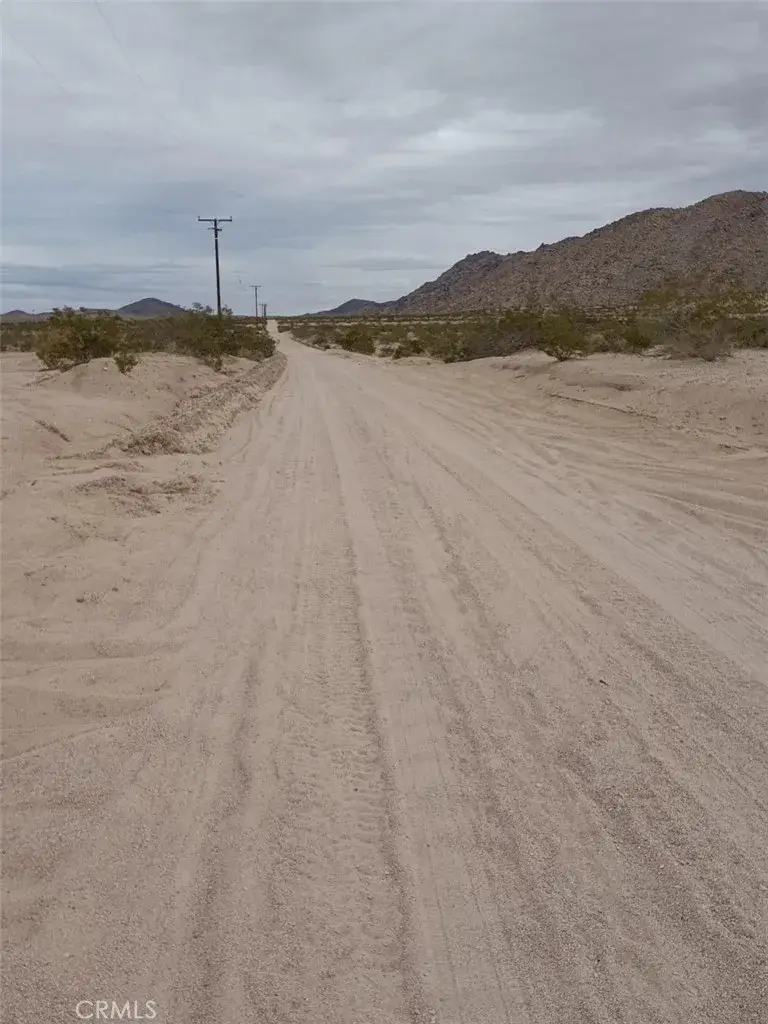 800 Bodick, Landers, CA 92285 - #2