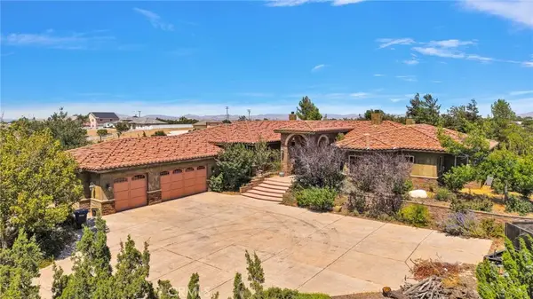 8323 Macron, Oak Hills, CA 92344