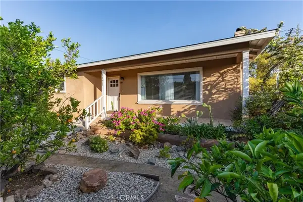 1121 Vista Way, Oceanside, CA 92054