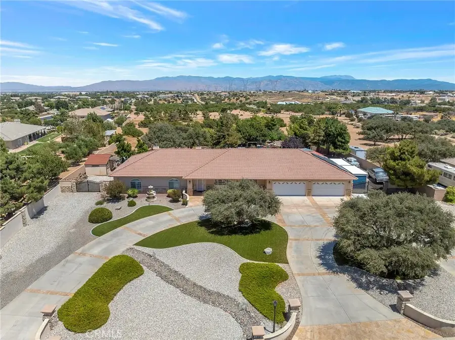 6955 Oak View Court, Oak Hills, CA 92344 - #3