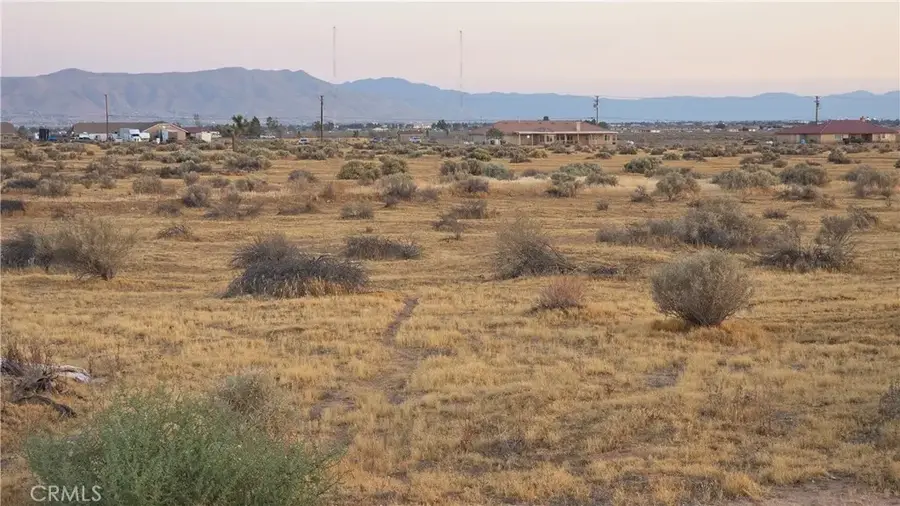 0 Joshua, Apple Valley, CA 92307 - #3