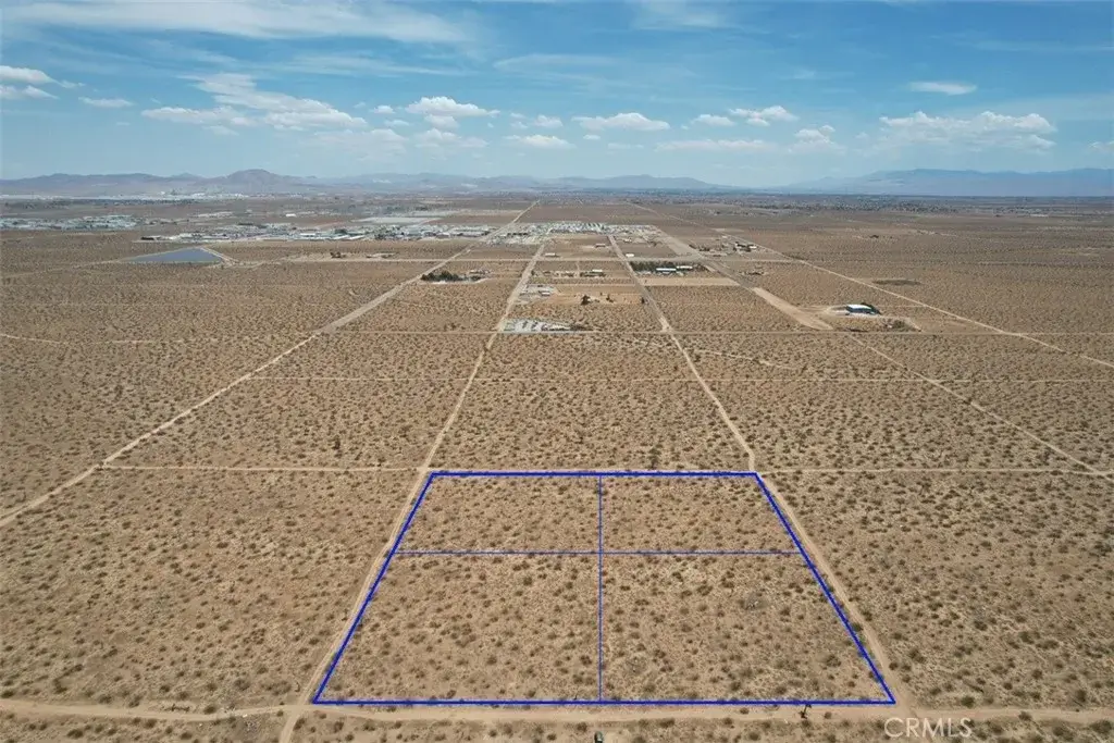 8 Buckeye, Adelanto, CA 92301 - #1