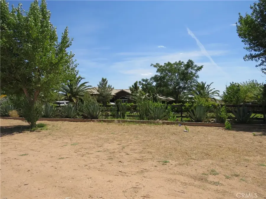 10247 Kiowa, Apple Valley, CA 92308 - #2