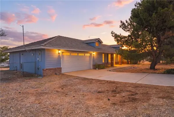 8451 Sky Harbor, Phelan, CA 92371