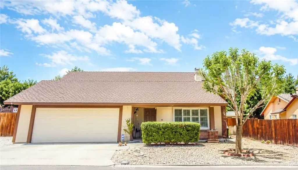 15016 Whitekirk, Victorville, CA 92394 - #1