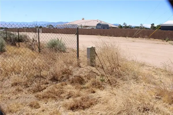 13464 Fir, Oak Hills, CA 92344