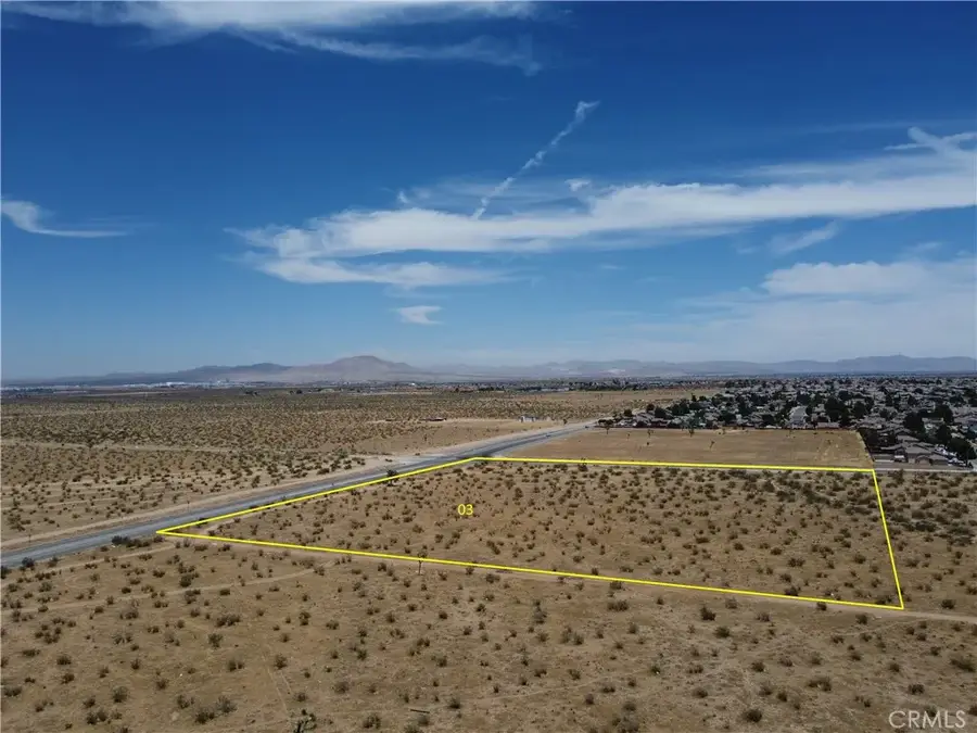 3 Mojave Dr, Adelanto, CA 92301 - #3