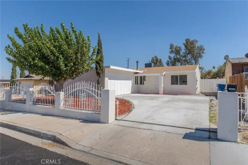 1520 Armory, Barstow, CA 92311 - #1