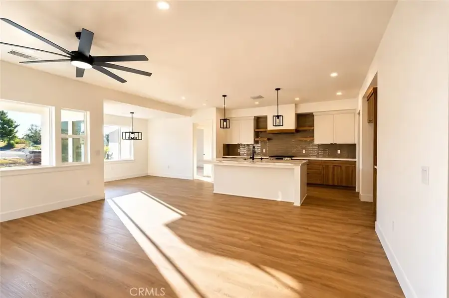 9012 Monte Vista, Phelan, CA 92371 - #3