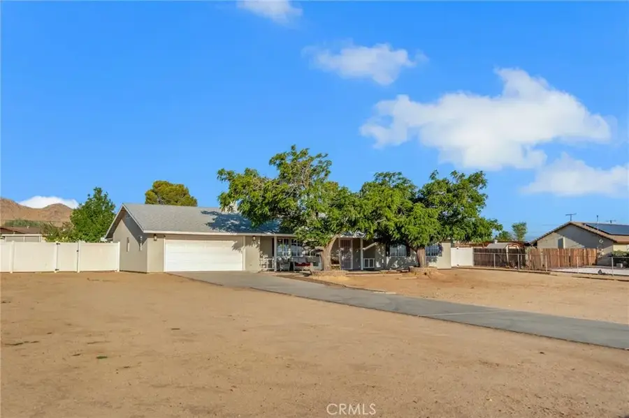 15963 Tao Road, Apple Valley, CA 92307 - #2