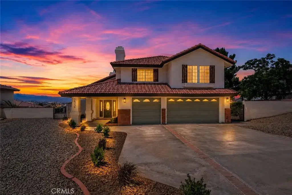 16334 Ridge View Drive, Apple Valley, CA 92307 - #1