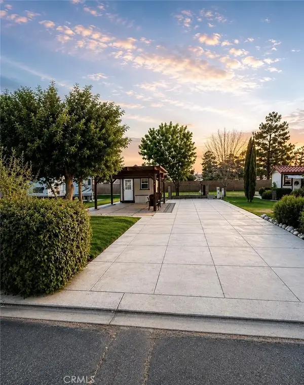 11604 Wedgewood, Apple Valley, CA 92308