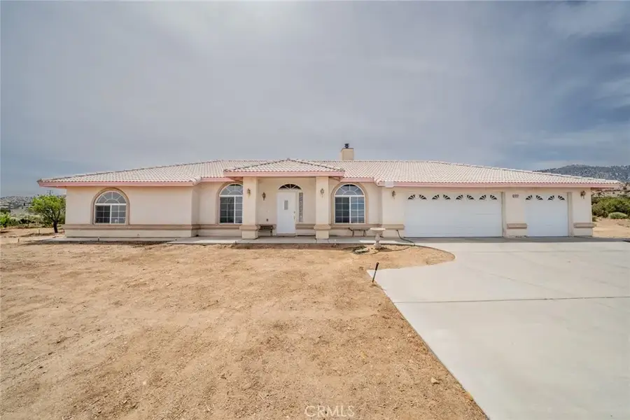 8767 Silver Rock, Pinon Hills, CA 92372 - #2