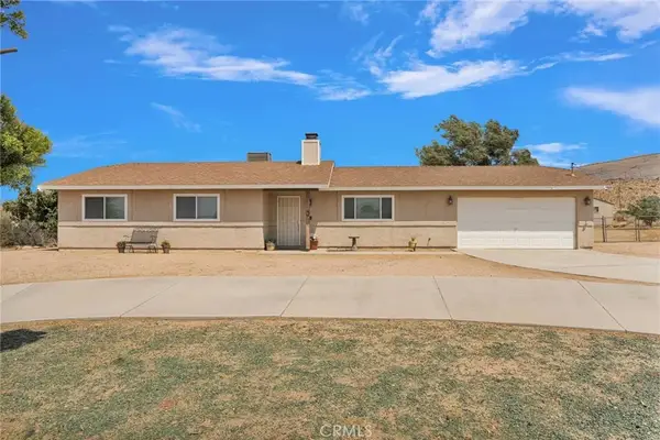 9515 Yucca Street, Apple Valley, CA 92308
