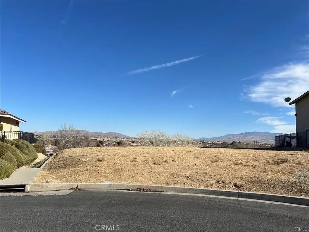 18257 Deauville, Victorville, CA 92395 - #1