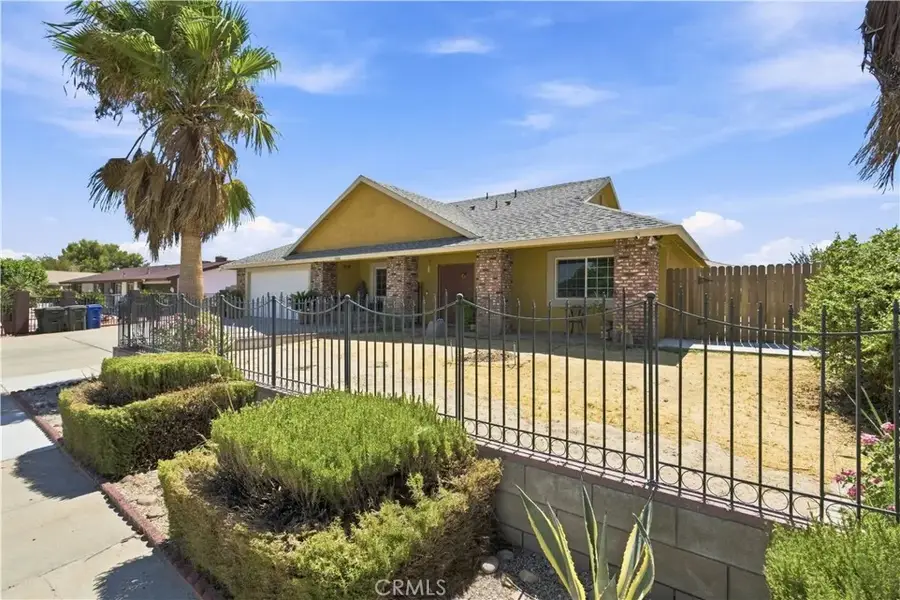 13607 Westwood Drive, Victorville, CA 92395 - #2