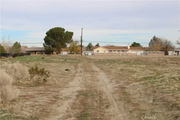 2 E Avenue S2, Sun Village, CA 93543