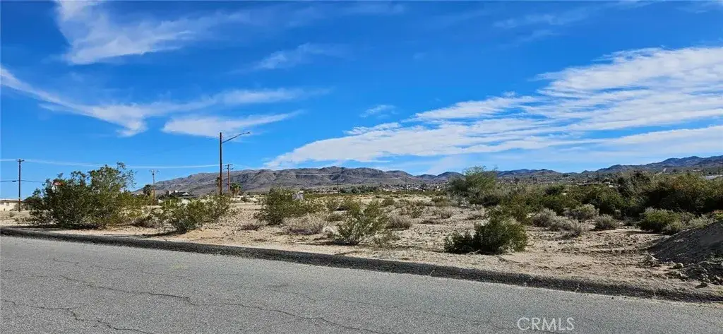 800 Utah Trl., Twentynine Palms, CA 92277 - #1