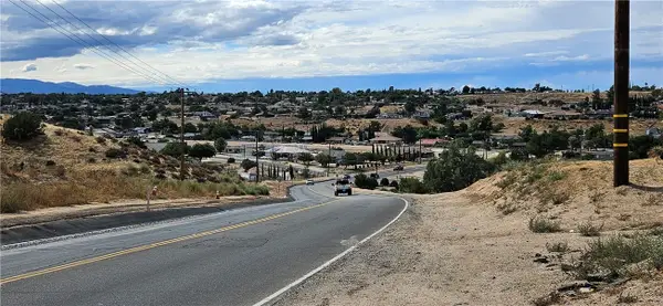 800 I, Hesperia, CA 92345