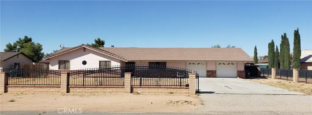 22368 Cholena Road, Apple Valley, CA 92307 - #1