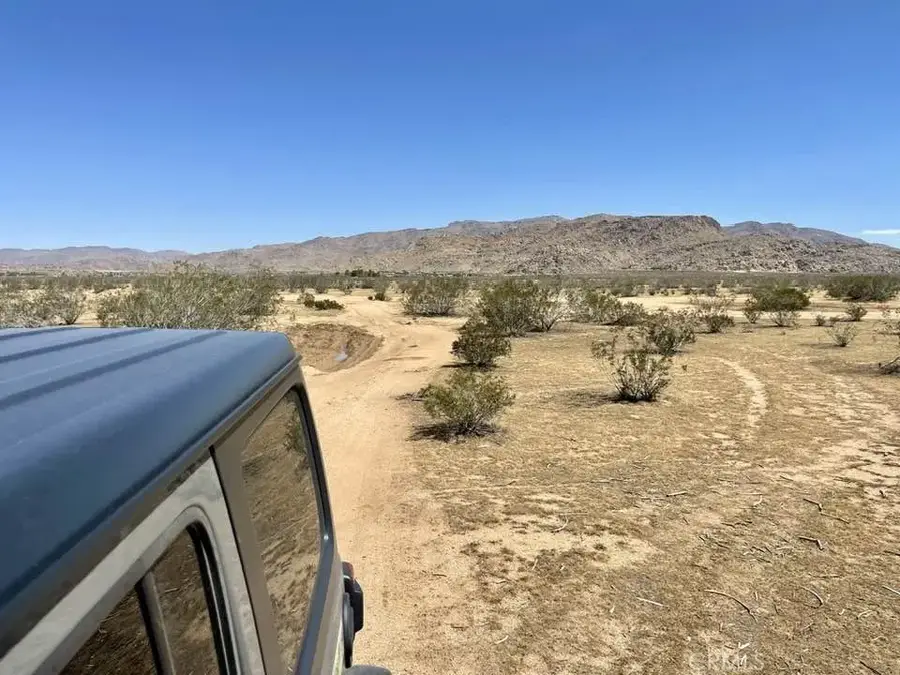 0 Joshua Rd. 043914124, Apple Valley, CA 92308 - #3