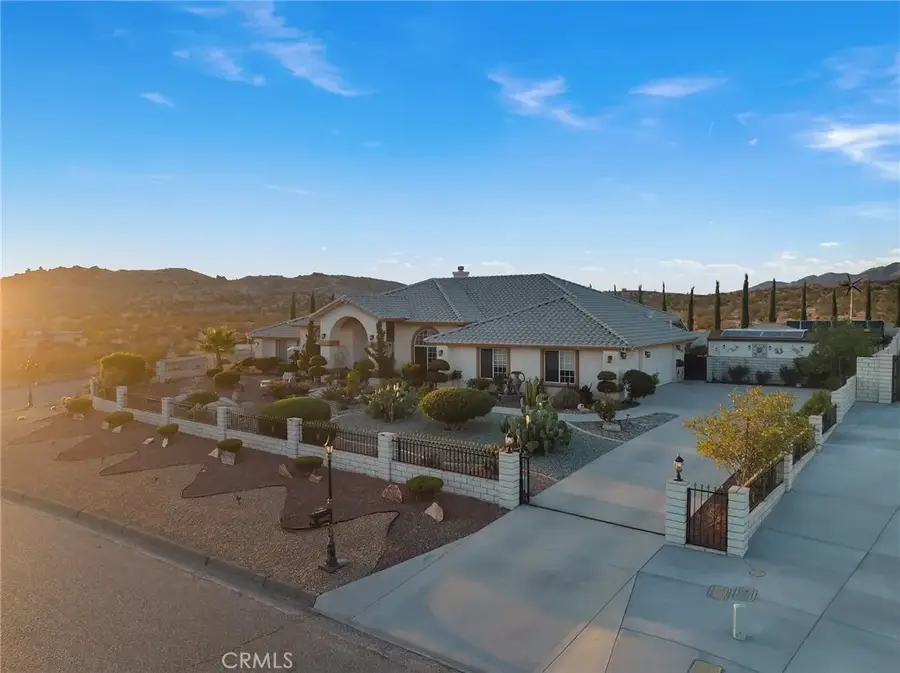 17846 Ohna, Apple Valley, CA 92307 - #3