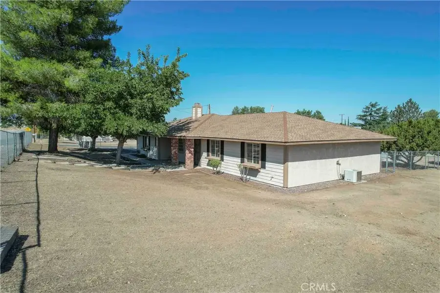 17010 Ranchero, Hesperia, CA 92345 - #2