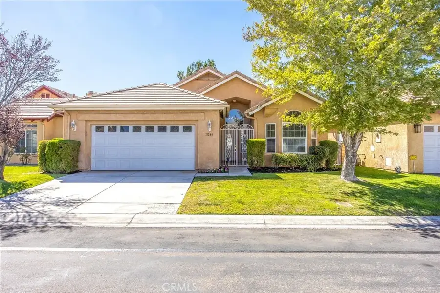11244 Country Club Drive, Apple Valley, CA 92308 - #2