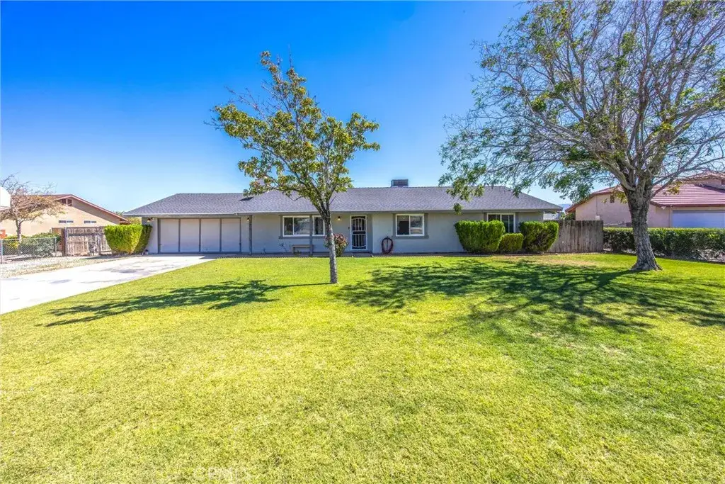 12615 Waynoka Road, Apple Valley, CA 92308 - #1