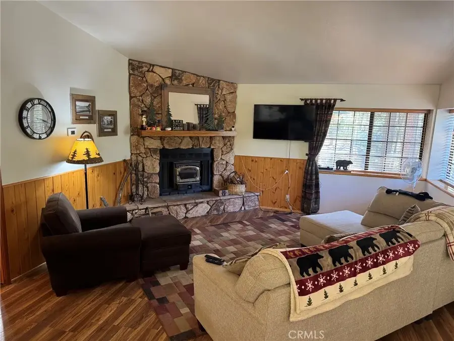 1010 Cherokee Street, Fawnskin, CA 92333 - #2
