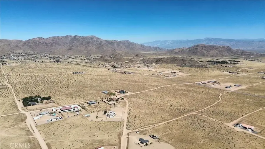 0 Joshua, Apple Valley, CA 92307 - #3