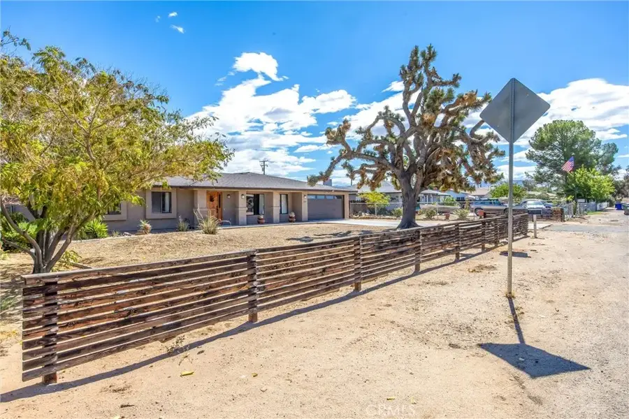 13231 Iroquois, Apple Valley, CA 92308 - #3