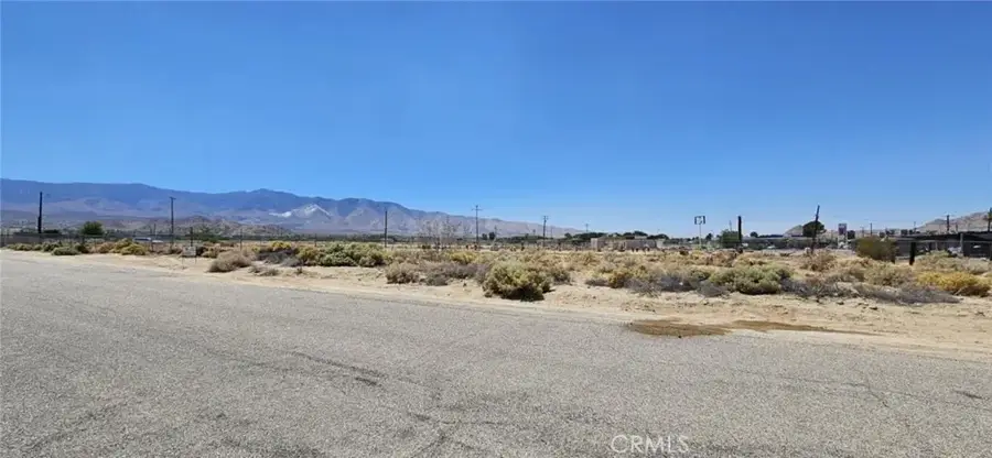 800 Oracle Rd., Lucerne Valley, CA 92356 - #3