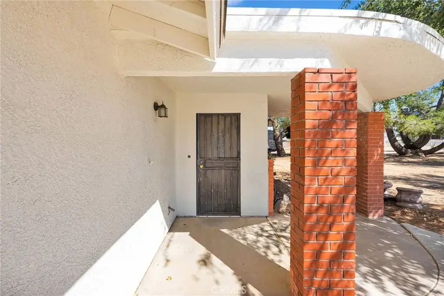 16326 Eucalyptus Street, Hesperia, CA 92345 - #2