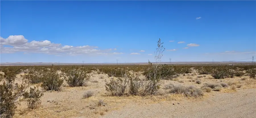 803 Princess Pat Mine Rd., Adelanto, CA 92301 - #2