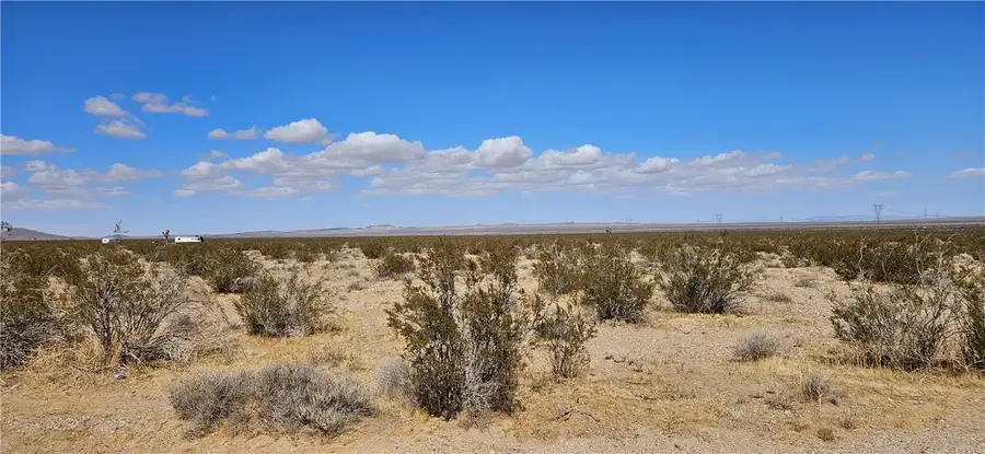 803 Princess Pat Mine Rd., Adelanto, CA 92301 - #3