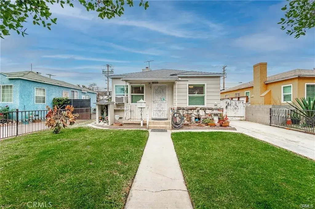 10439 Stanford Avenue, South Gate, CA 90280 - #1