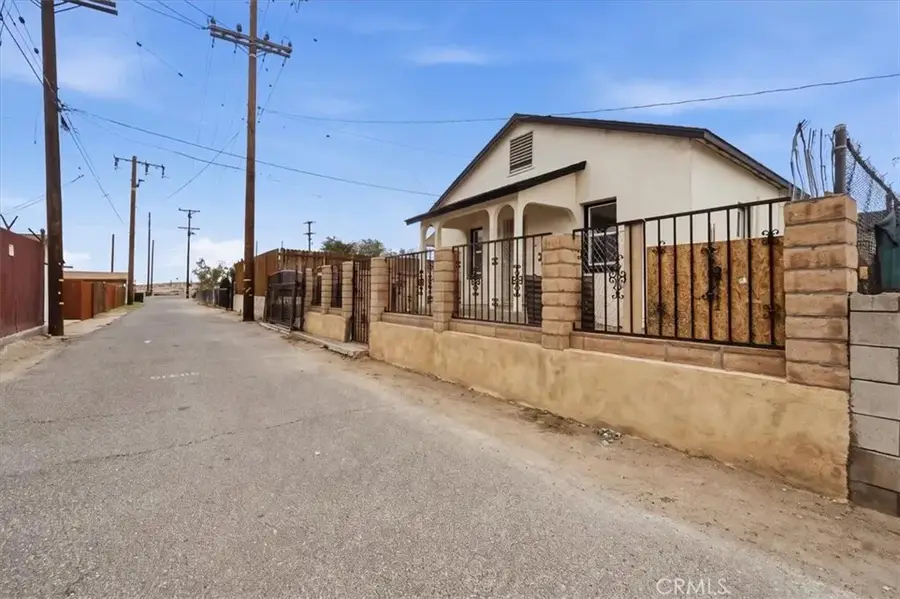 505 Pallesi, Barstow, CA 92311 - #3