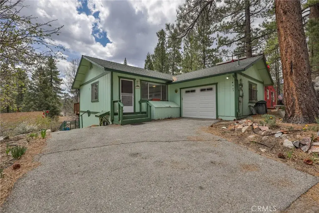 39177 Arapahoe Road, Fawnskin, CA 92333 - Image #1