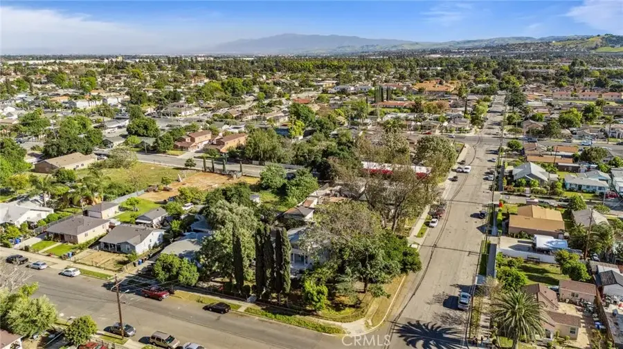 318 E 11th Street, Pomona, CA 91766 - Image #2