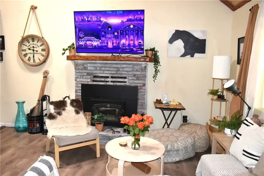 437 Chickadee Drive, Big Bear Lake, CA 92315 - Image #3