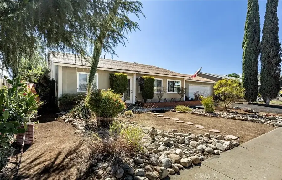 870 Falcon Lane, Redlands, CA 92374 - #3