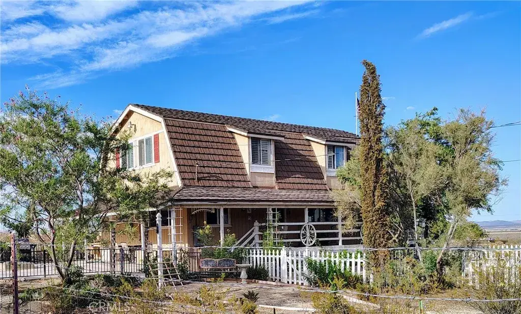 31420 Rabbit Springs Lane, Lucerne Valley, CA 92356 - Image #1