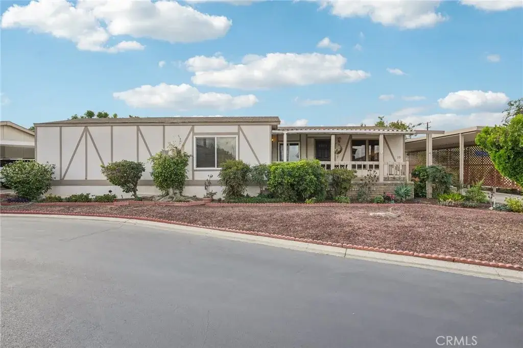 307 S Smith #15, Corona, CA 92882 - Image #1