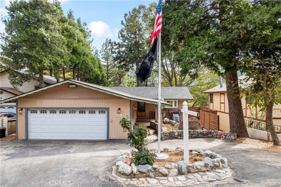 221 Darfo Drive, Crestline, CA 92325 - Image #2